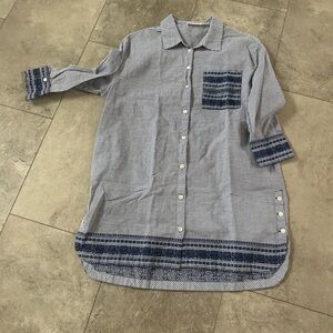 Roller Rabbit‎ Navy and White Striped 3/4 sleeve embroidered tunic